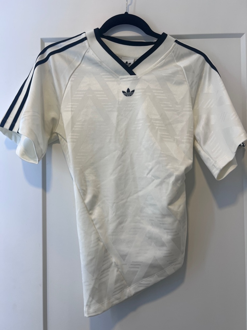 Adidas Rouched White Jersey with Black Trim and Three Stripes - Picture 3 of 6